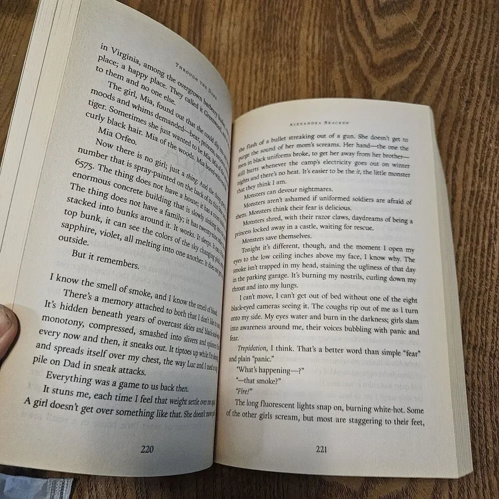 2018 Through‎ The Dark by Alexandra Bracken Trade Paperback Book